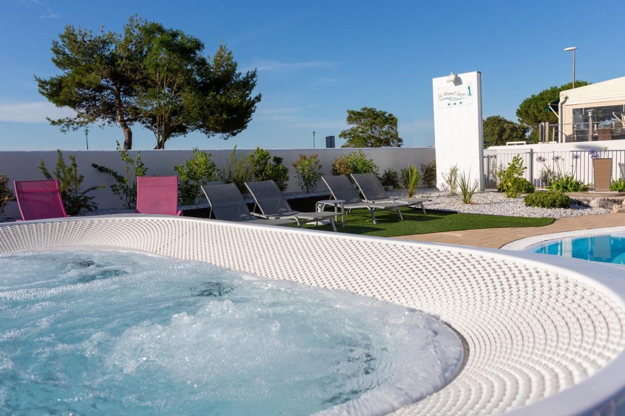 Hotel Restaurant Le Grand Large - Face A La Plage - Ile De Re ريفدو بلاج المظهر الخارجي الصورة